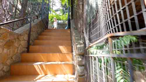 Старая лестница в Гурзуфе">