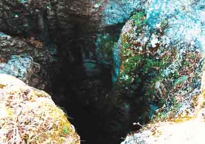 Пещера Глубинный колодец, Крым