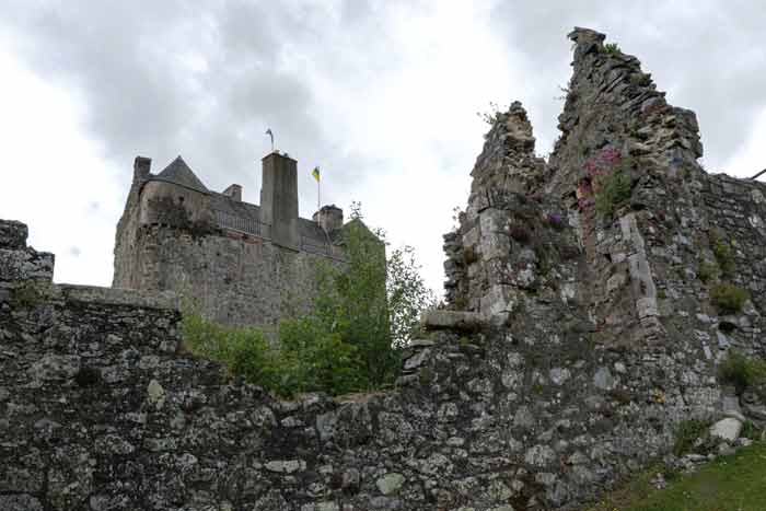 Neidpath Castle