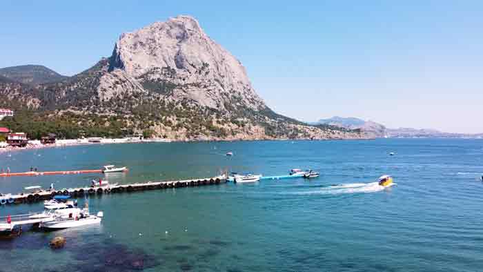 Скала "Сокол"