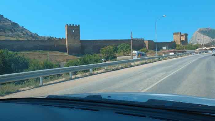 Крым, Судак-Генуэзская крепость