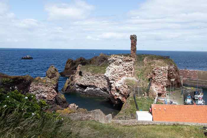 Ruined castle in Esat Lothian