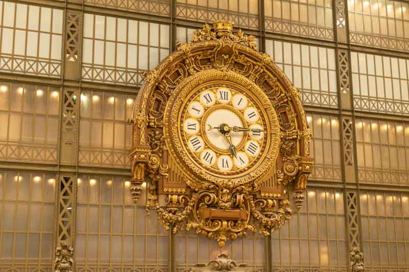 Large clock